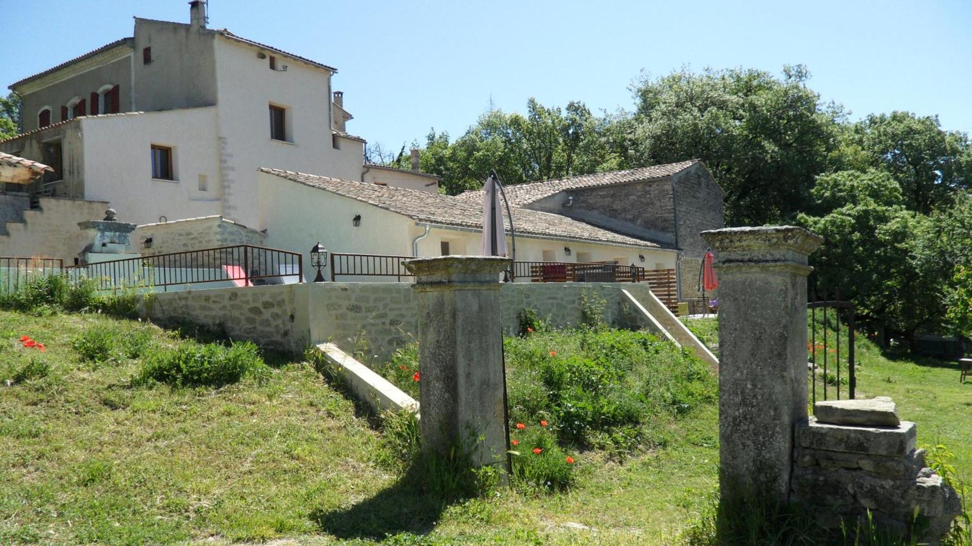 Les Anes De Forcalquier Hotel Buitenkant foto